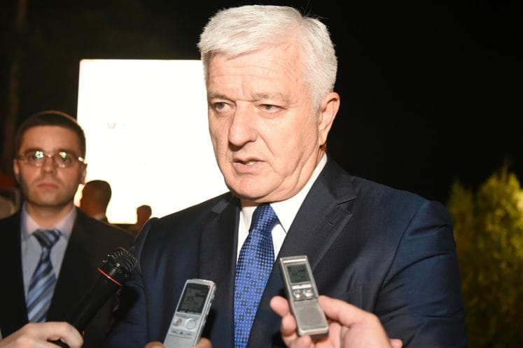 Marković osudio napad na policijskog službenika