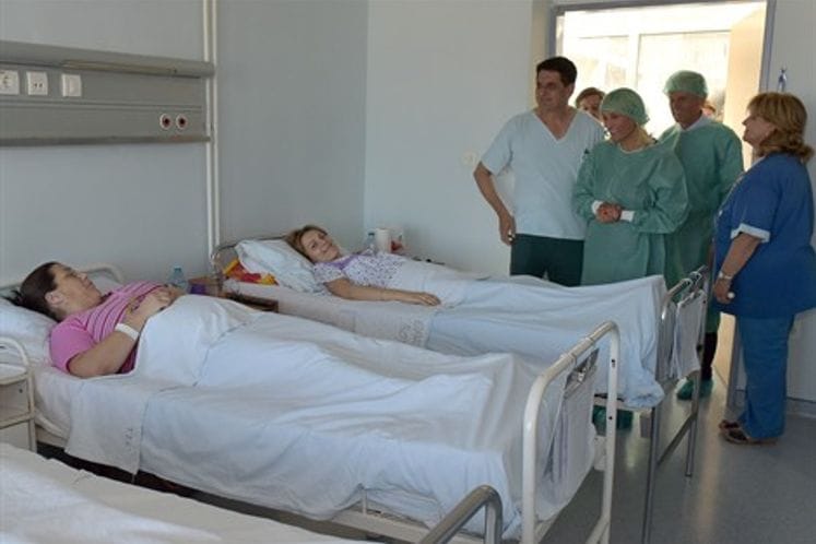 Potpredsjednica Jasavić i ministar Šegrt obišli Porodilište KBC Podgorica