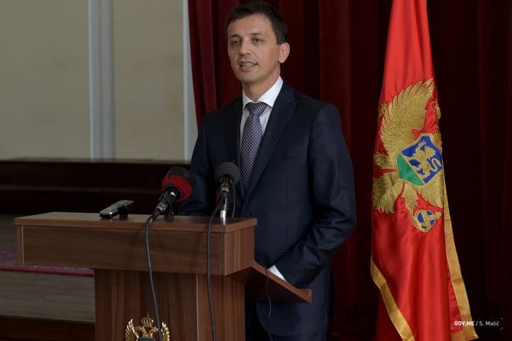 Saopštenje: Ministar Bošković prisustvovao svečanosti povodom početka školske godine u JU Gimnazija „Slobodan Škerović“