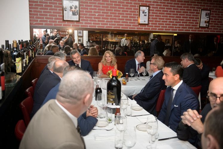 Prime Minister Đukanović meets in New York with representatives of Montenegro's diaspora