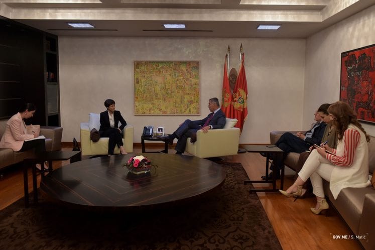 Predsjednik Vlade primio u oproštajnu posjetu ambasadorku Francuske Veronik Brimo