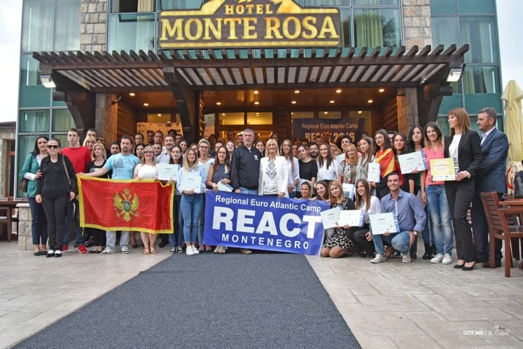 Potpredsjednica Jasavić uručila sertifikate polaznicima Devetog regionalnog evroatlantskog kampa REACT 2016