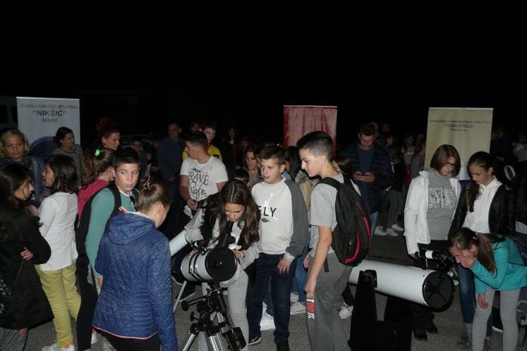Astronomsko posmatranje neba okupilo više od 400 posjetilaca