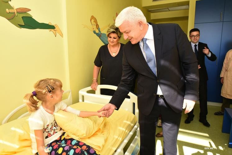 PM Marković visits Clinical Center of Montenegro: Quality medical treatment is provided to citizens
