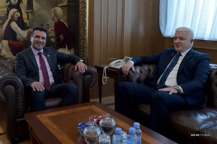 SAOPŠTENJE: Premijeri Marković i Zaev - Odnosi Crne Gore i Republike Makedonije za primjer u regionu Zapadnog Balkana