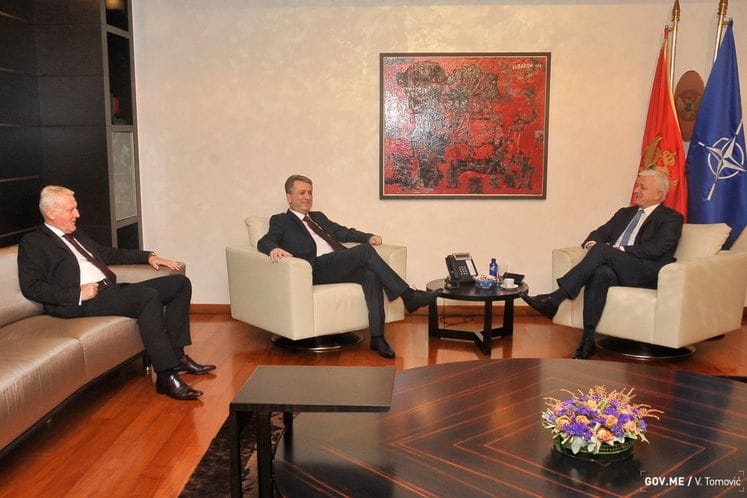 Predsjednik Vlade primio ministra unutrašnjih poslova i direktora Uprave policije: Stanje bezbjednosti zadovoljavajuće, policiju treba dodatno ojačati