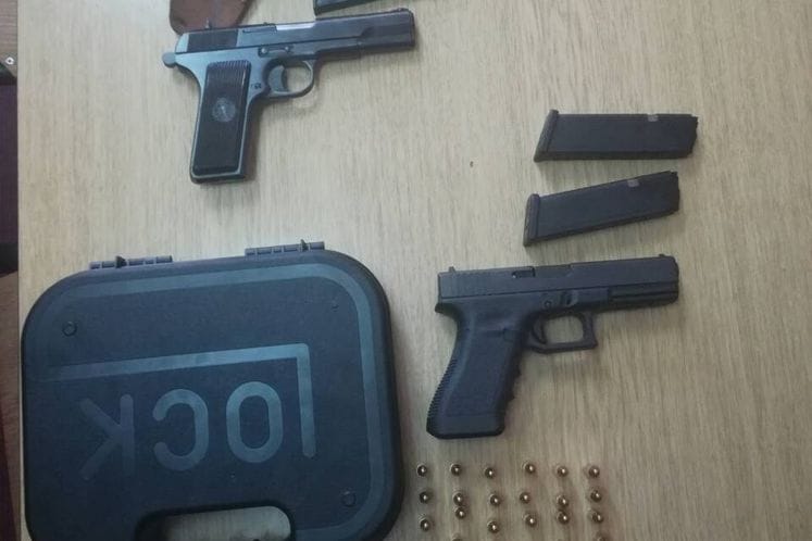 Peta akcija u borbi protiv OKG: Danas izvršeni pretresi na 11 lokacija; privedeno više članova OKG i BIL od kojih je jedno lišeno slobode; oduzeti skupocjeni automobili, oružje, droga i ugovori za koje se sumnja da su zelenaški