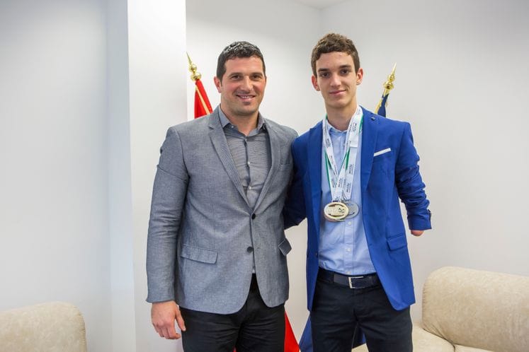 Paraolimpijcu Filipu Radoviću novčana premija od Ministarstva sporta