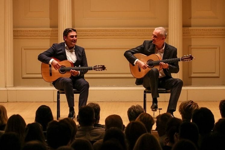 SJAJNI GITARSKI DUO BULATOVIĆ – NIKČEVIĆ PONOVO U KARNEGI HOLU