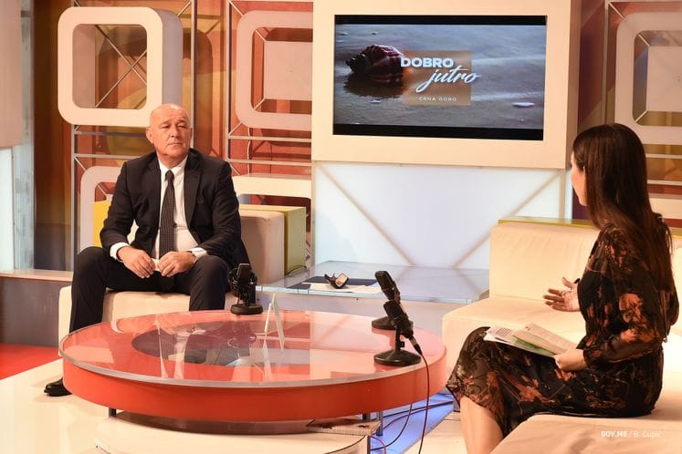 Finance Minister Radunović takes part in TV show “Jutarnji program”: Compliments of IMF and WB; application of fiscal consolidation measures towards budget surplus