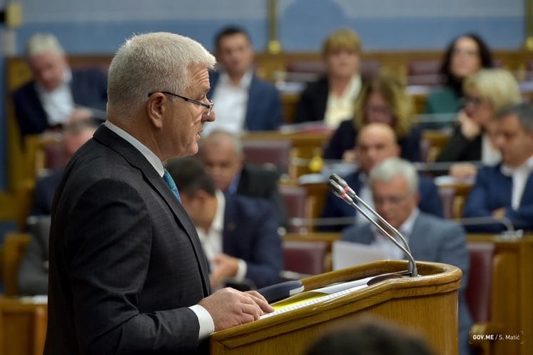 Predsjednik Marković na Premijerskom satu: Odlični rezultati u ekonomiji CG nijesu rezultat sticaja okolnosti nego napornog rada Vlade