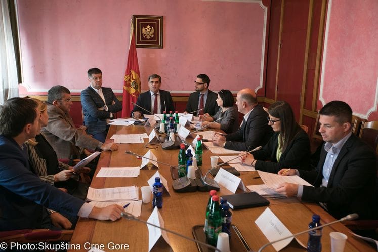ODRŽAN 2. SASTANAK RADNE GRUPE ZA IZRADU PREDLOGA ZAKONA O IZMJENAMA I DOPUNAMA ZAKONA O SARADNJI CRNE GORE SA ISELJENICIMA