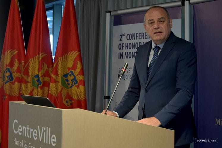 DPM Simović meets with Honorary Consuls: Continuation of Montenegro's development depends on our readiness to use potentials