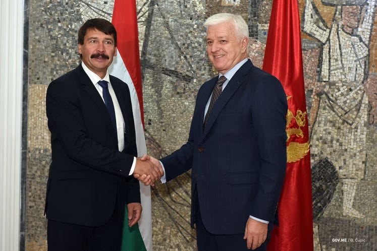 Premijer Duško Marković razgovarao sa predsjednikom Mađarske Janošem Aderom: Prijateljski odnosi produbljeni članstvom CG u NATO