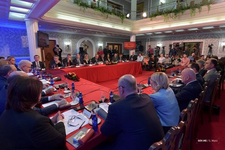 Vlada posvećena rješavanju otvorenih pitanja i adekvatno odgovorila svim izazovima