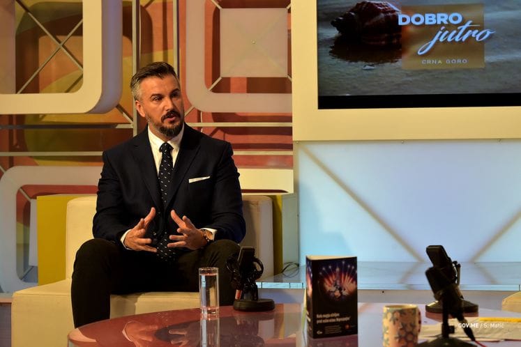 Ministar Pejović na TV CG: Poglavlja 2 i 3 okvir za nesmetano poslovanje, boravak i zaposlenje u bilo kojoj državi članici EU