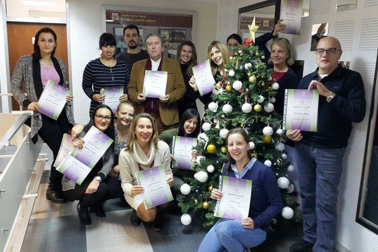 Uručene diplome polaznicima kursa engleskog jezika organizovanih u okviru tehničke pomoći koja se finansira iz Instrumenta za pretpristupnu pomoć (IPA) - komponenta III „Regionalni razvoj“