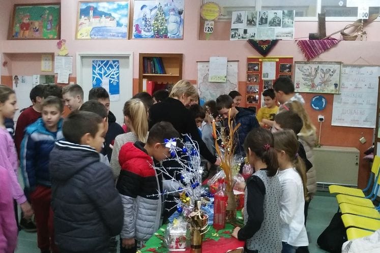 Izložba suvenira "Naš Grbalj"