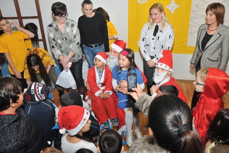 Uručeni pokloni prvacima OŠ “Božidar Vuković Podgoričanin”