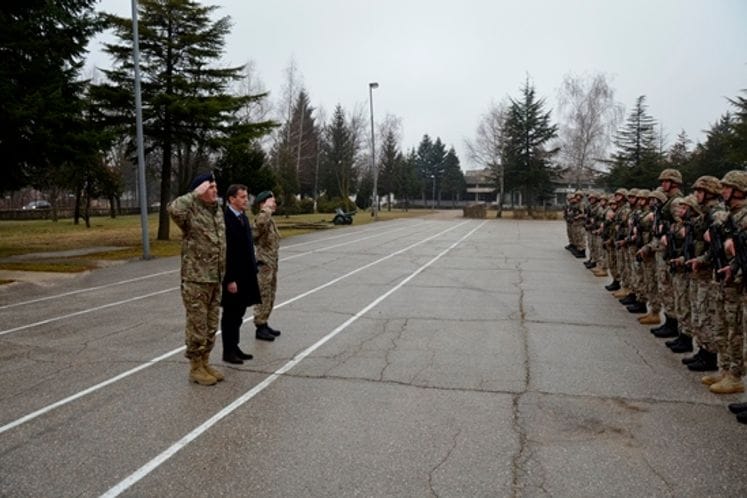 Nikšić: Ministar i načelnik Generalštaba VCG obišli Prvu pješadijsku četu