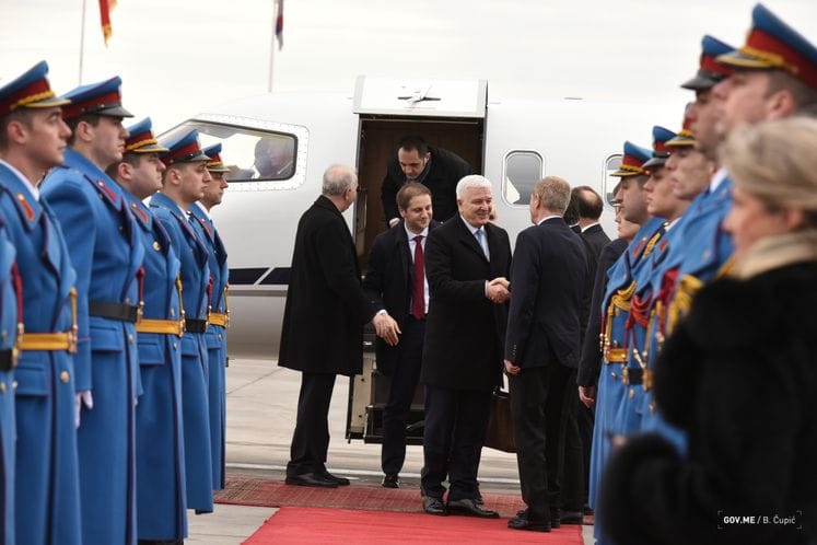 Predsjednik Vlade Duško Marković doputovao u zvaničnu posjetu Srbiji