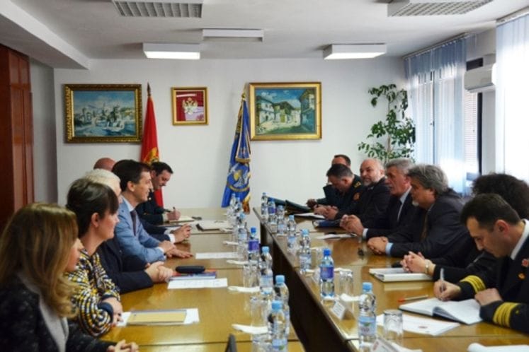 Bar: Ministar i načelnik Generalštaba posjetili Mornaricu Vojske Crne Gore i razgovarali sa predstavnicima lokalne samouprave