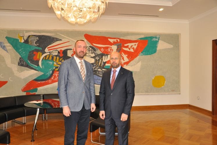 Sastanak ministra Ljumovića i ambasadora Palestine Rabija Al Hantoulija