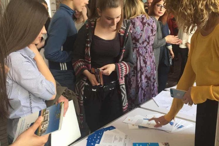 Ministarstvo prosvjete predstavilo programe mobilnosti studenata na Sajmu prilika za mlade "Sebi žeilm"