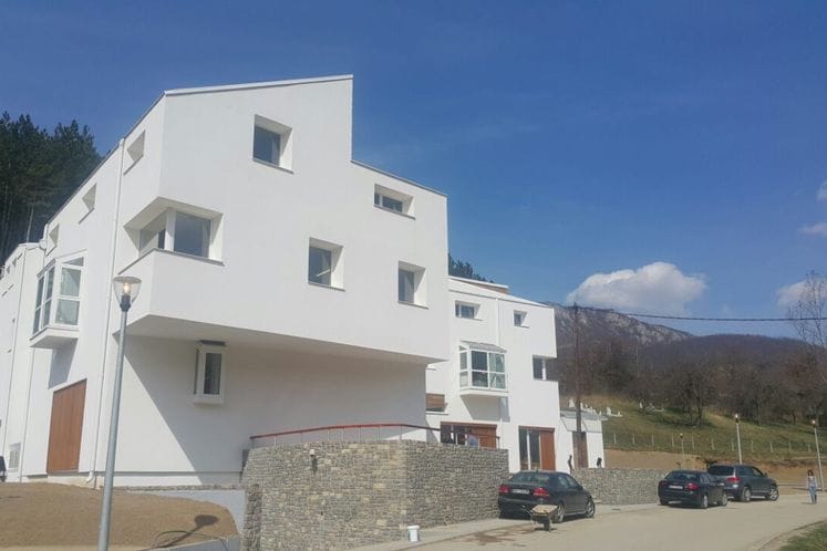 Izgradnja i opremanje Administrativnog objekta Petnjica