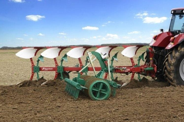 Javni poziv za dodjelu podrške za nabavku mehanizacije, priključaka i opreme u funkciji primarne proizvodnje za 2017