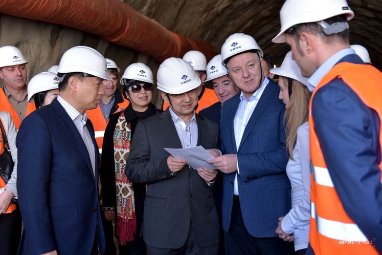 Prime Minister Marković highly rates dynamics and quality of work on priority sections of Motorway