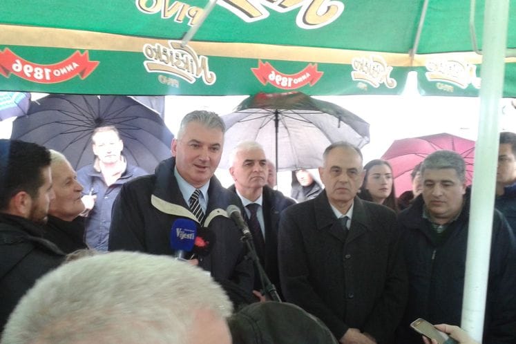 SAOPŠTENJE: Uručeni ključevi od stanova penzionerima u Nikšiću