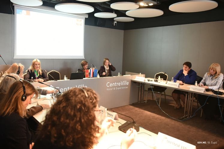 Ministarka Damjanović govorila na okruglom stolu ”Za planetu u procentima 50:50 do 2030”