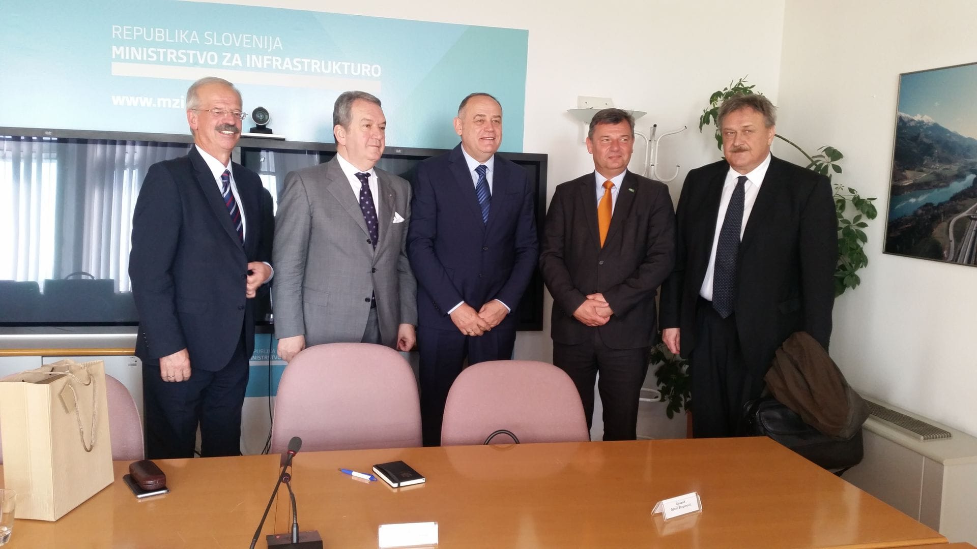 Služba za odnose s javnošću