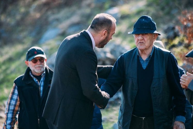 Ministar Ljumović i direktor Filmskog centra Čekić na snimanju filma “Bijeg do mora” Veljka Bulajića