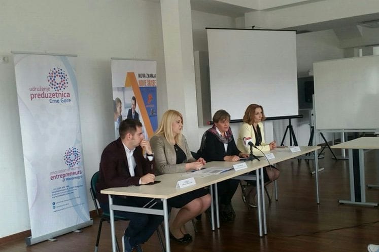 Održan seminar na temu timskog rada u cilju profesionalne i društvene adaptacije žena iz teže zapošljivih kategorija i lica s invaliditetom