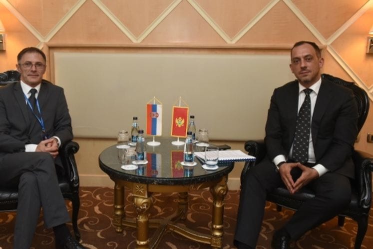 Mr. Ivanović and Major General Mojsilović discuss cooperation between Montenegro and Serbia in the field of defence