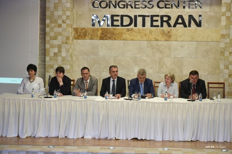 Ministar Hrapović na četvrtoj Medical konferenciji u Bečićima