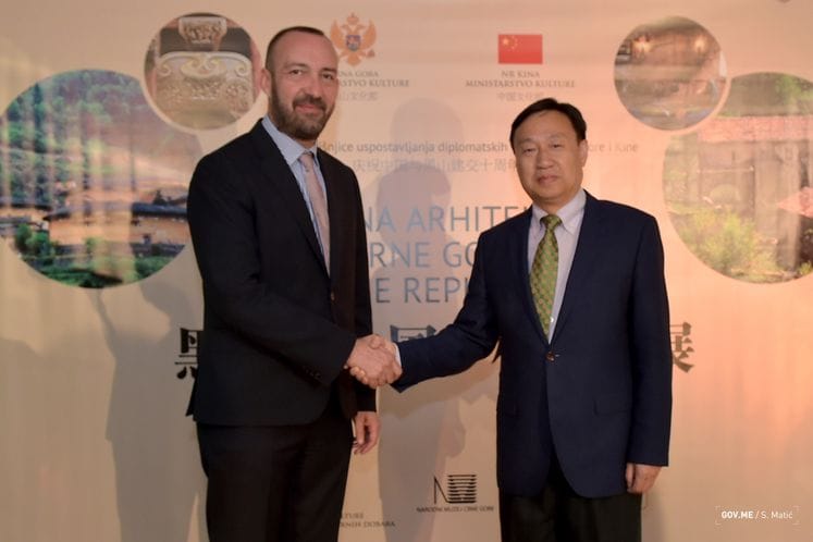 U Biljardi je otvorena izložba “Ruralna arhitektura Crne Gore i NR Kine”