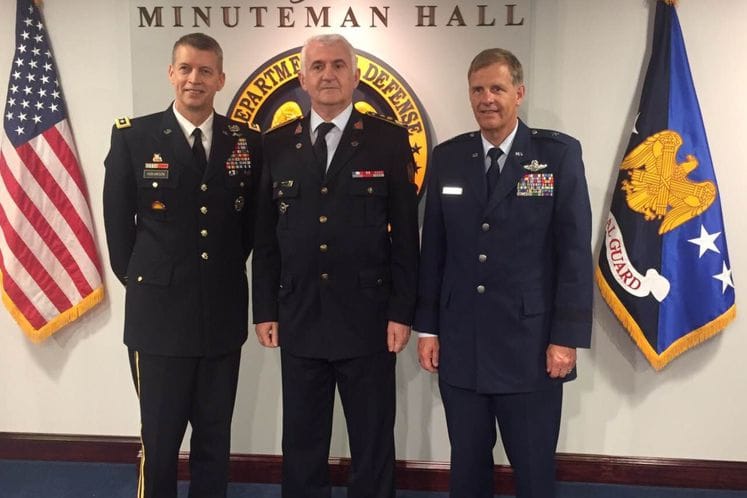 Pentagon: General Jokić sa zamjenikom komandanta Biroa Nacionalne garde, generalom Hokansonom
