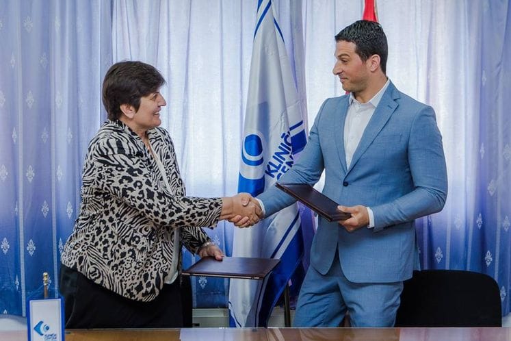 Ministar sporta Nikola Janović i direktorica Kliničkog centra Zorica Kovačević potpisali Memorandum o saradnji: Besplatnim sportskim pregledima okrećemo novi list u zdravstvenoj zaštiti naših sportista, počinjemo od najmladjih!