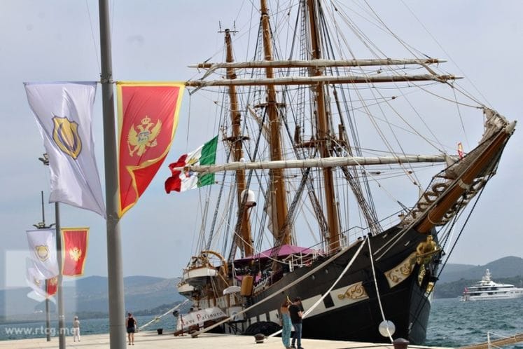 Susret morskih vukova u Tivtu - Portal RTCG