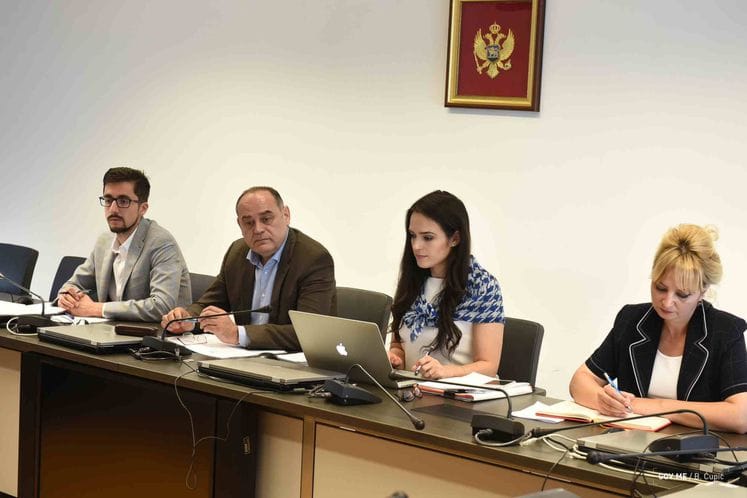 Počela sa radom Vladina Komisija za valorizaciju poljoprivrednog zemljišta u državnoj svojini