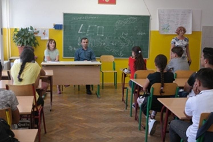 The Strategy for social inclusion of Roma and Egyptians: opportunities, benefits and expectations