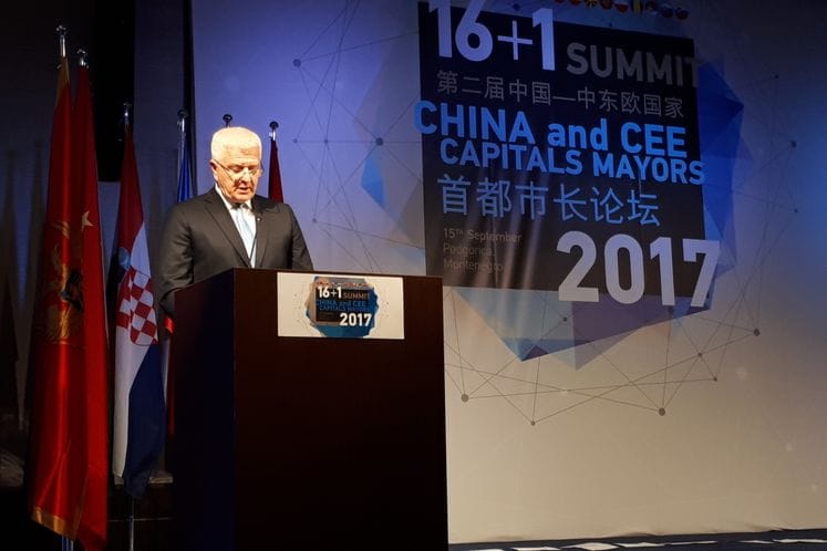 PM Marković invites Chinese investors to invest in Montenegro, and our businessmen to open doors to investments from China