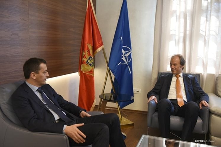 Ministar Bošković – ambasador Matern: Nove perspektive u jačanju odnosa Crne Gore i SR Njemačke kao NATO saveznica