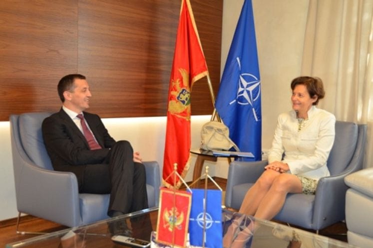 Bošković sa novoimenovanom ambasadorkom Austrije, Ane Janković: Značajna saradnja dvije zemlje na polju odbrane