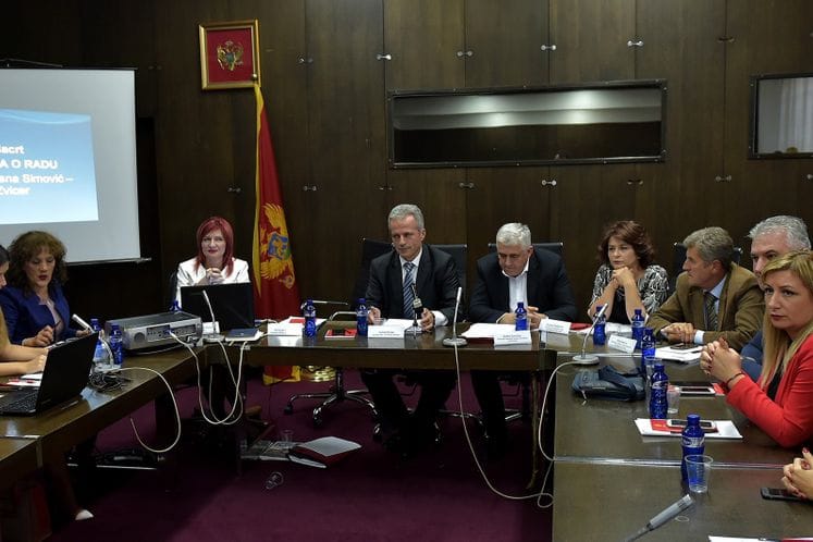 SAOPŠTENJE: Održan Okrugli sto u okviru javne rasprave o Nacrtu zakona o radu