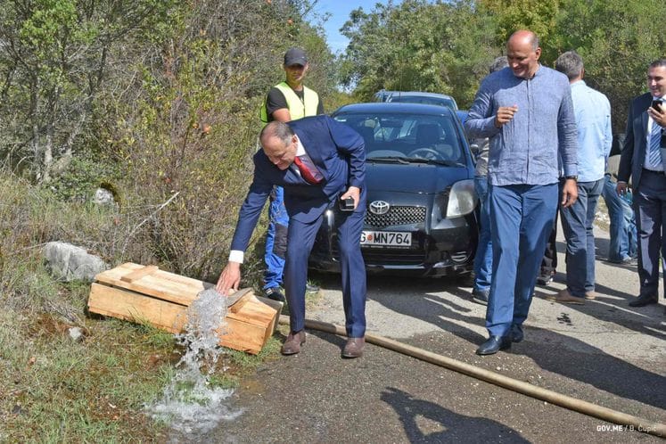 Potpredsjednik Vlade i ministar poljoprivrede M. Simović i gradonačelnik Podgorice S. Stijepović obišli Lješansku nahiju