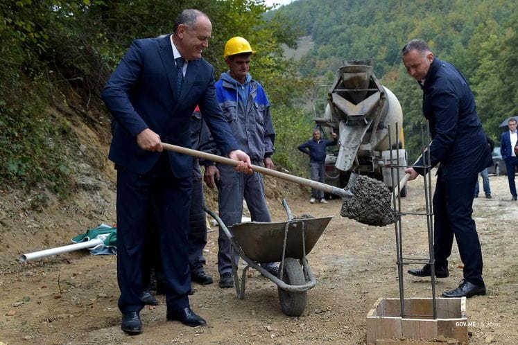 Potpredsjednik Vlade i ministar poljoprivrede u Bijelom Polju ozvaničio početak izgradnje vodovoda Dobrakovo
